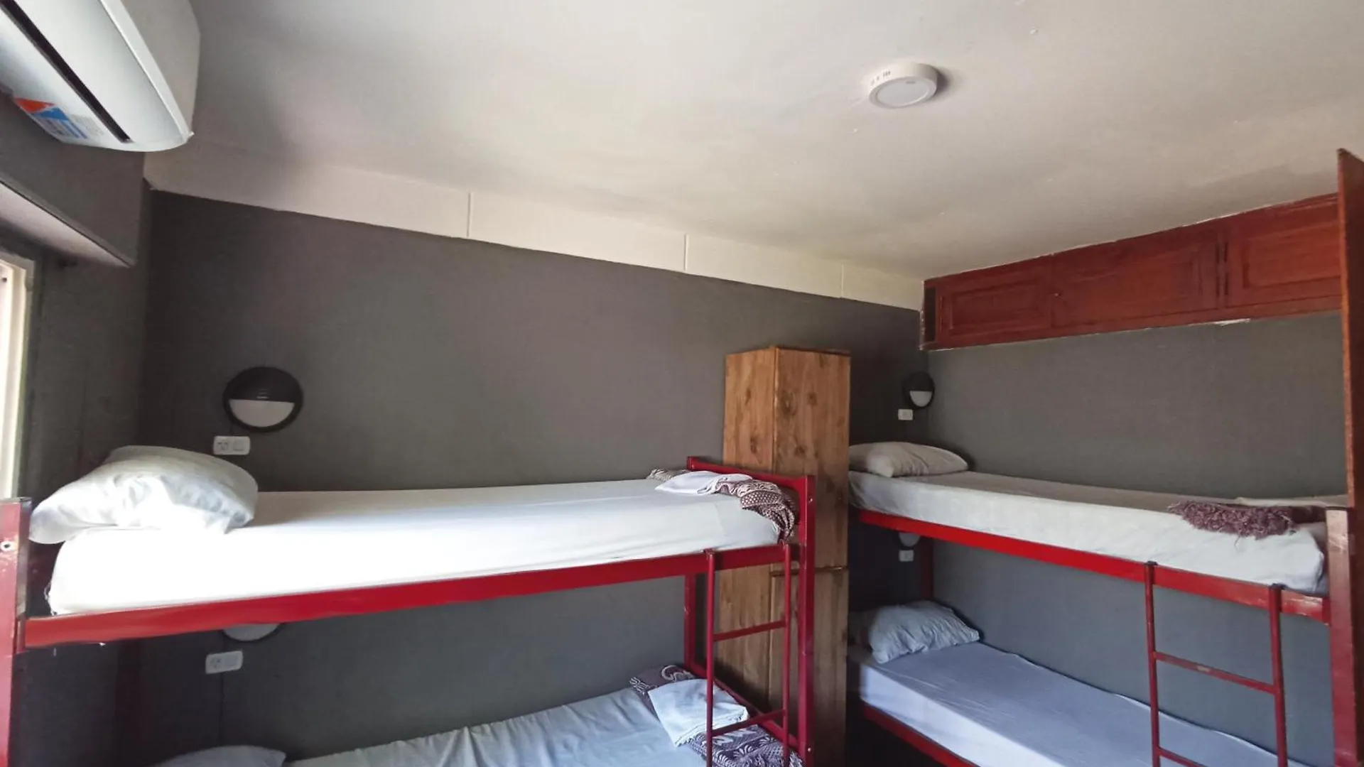 Hostel Estacion Mendoza 0*,  Argentina